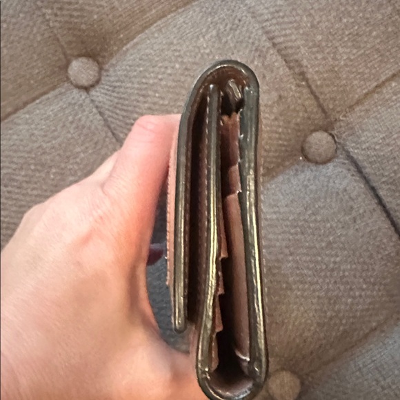 Rose Gold Gucci mini GG wallet in amazing condtion - Picture 3 of 9